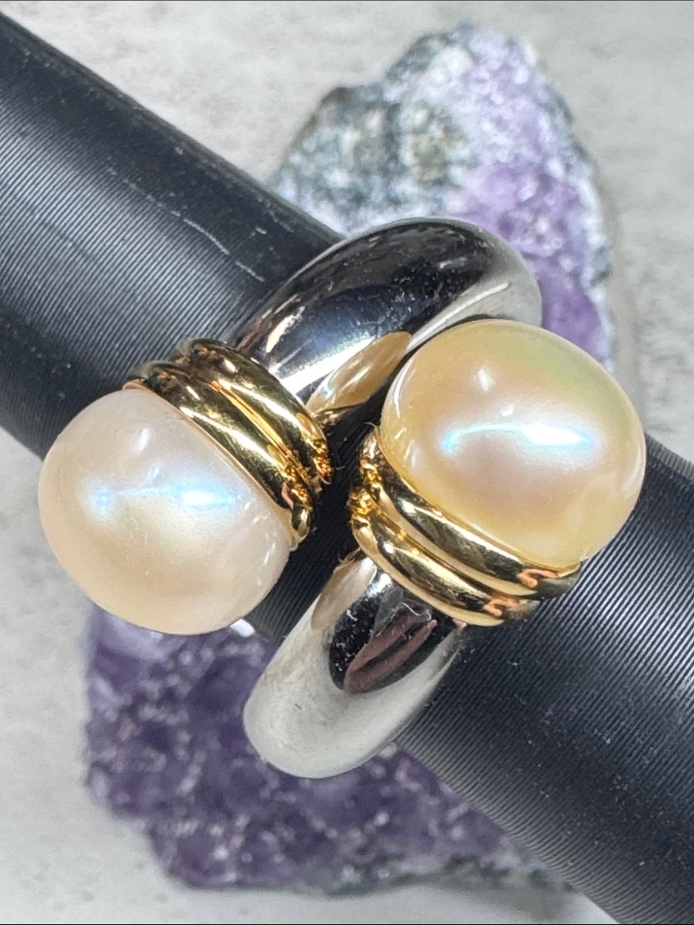 T&T Stainless Steel Classic Two-Pearl Open Band Ring. - Picture 5 of 6